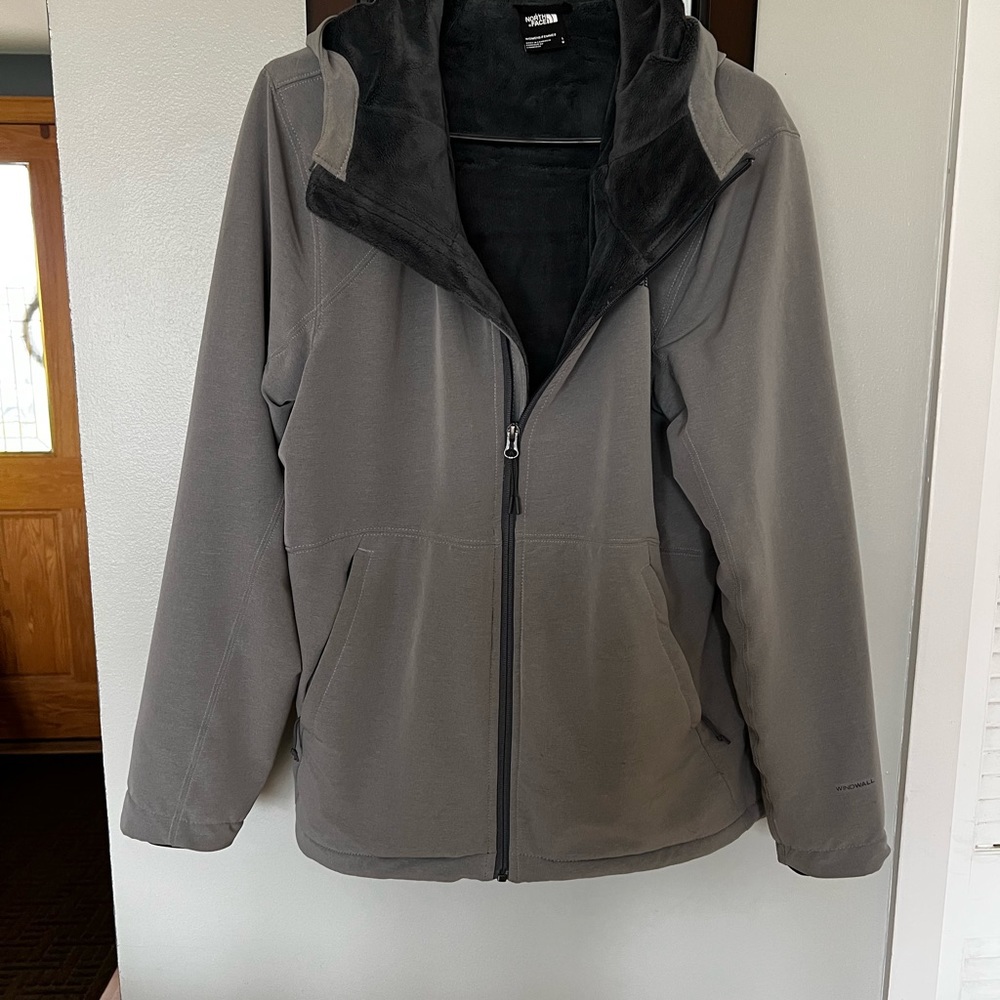 Women’s Shelbe Rascal Hoodie (size large)